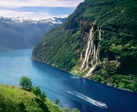 NORVEGIA E I FIORDI 12 GG- Treno-Bus-Traghetto- Pensione completa-hotel 4*